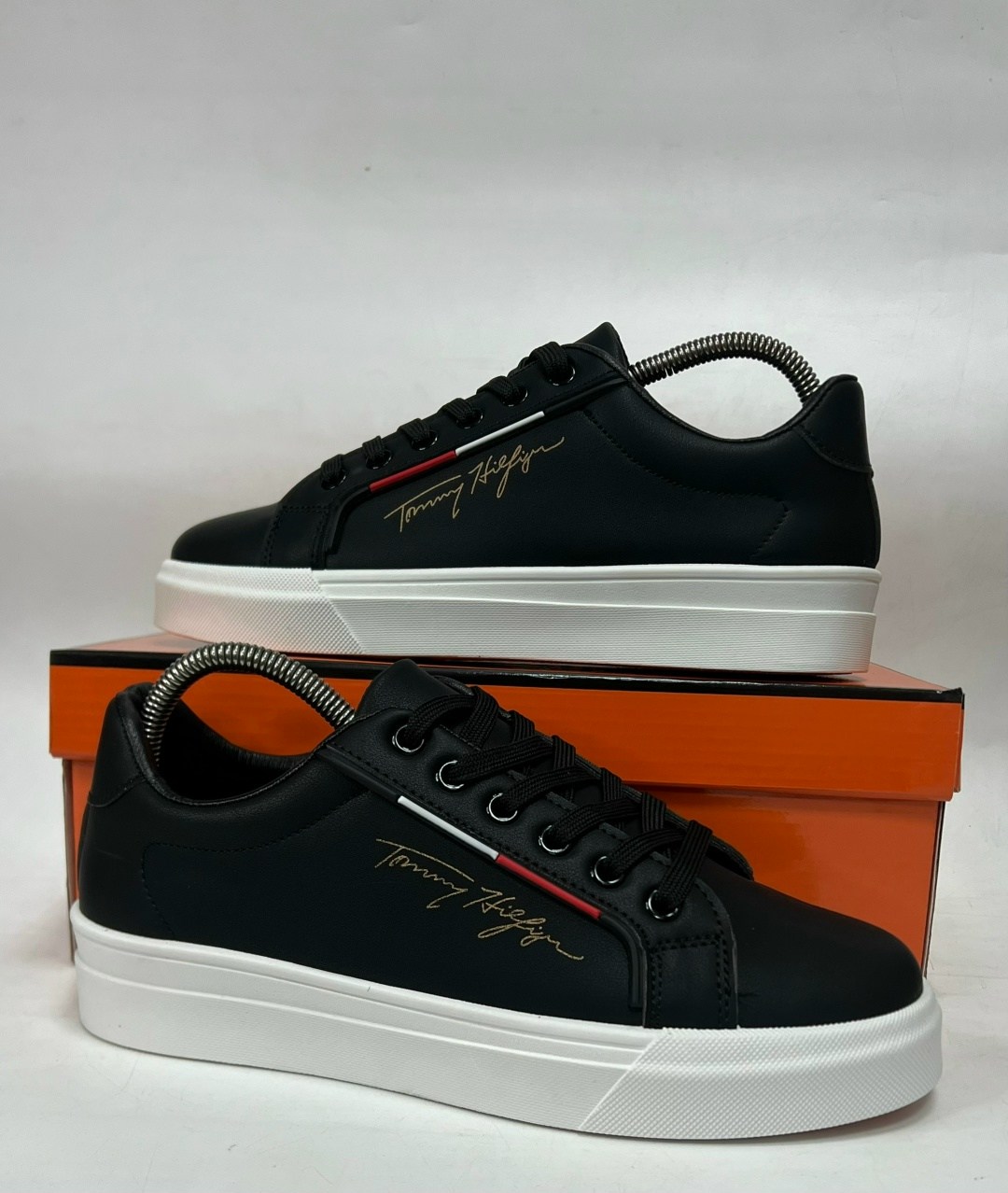 кеды томми хилфигер женские черные на толстой подошве,кеды томми хилфигер черные,,кеды tommy hilfiger,кроссовки tommy hilfiger