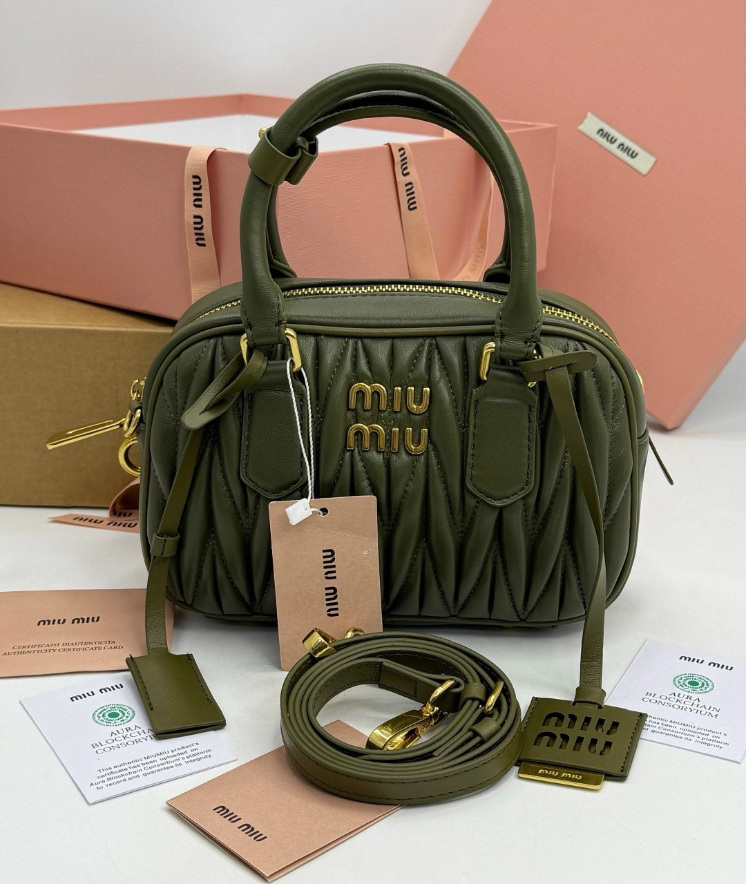 сумка,сумка женская miu miu,сумки женская,сумка miu miu,миу миу сумка