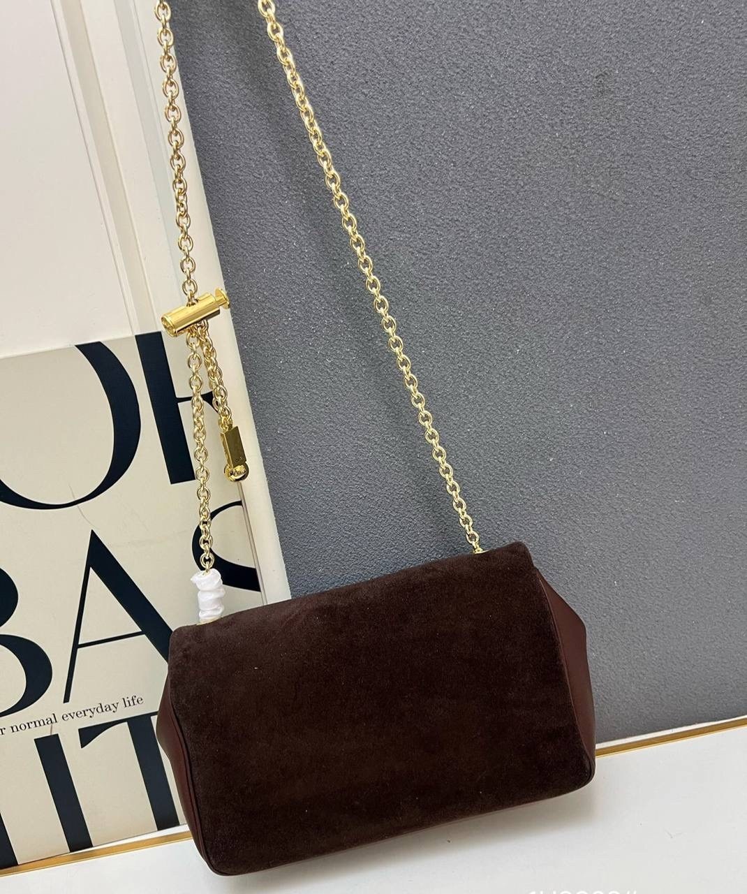 сумка с цепочкой,модная женская сумка,сумочка женская,замшевая сумка,сумка женская