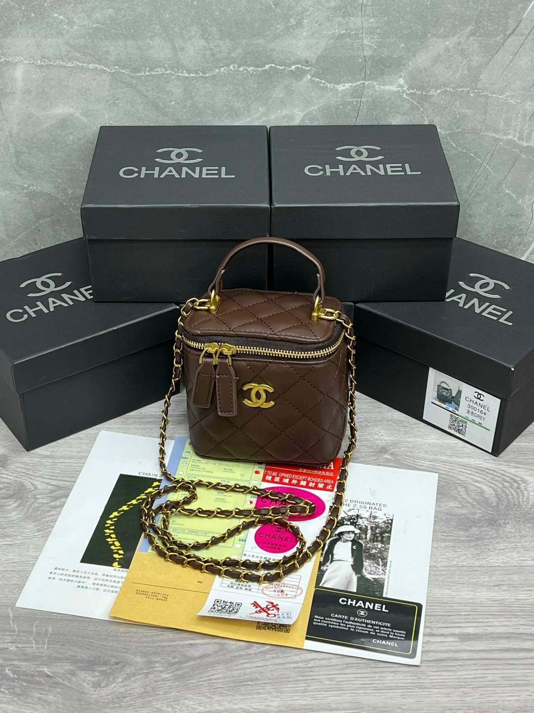 сумка chanel,женская сумка chanel,сумка через плечо chanel,сумка через плечо chanel люкс,чёрная сумка-облако с вышивкой chanel