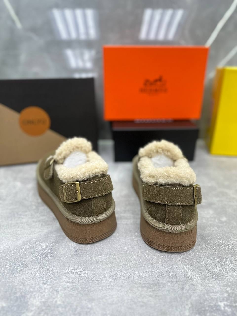 ,зимняя женская , женская, на плоской подошве,теплая