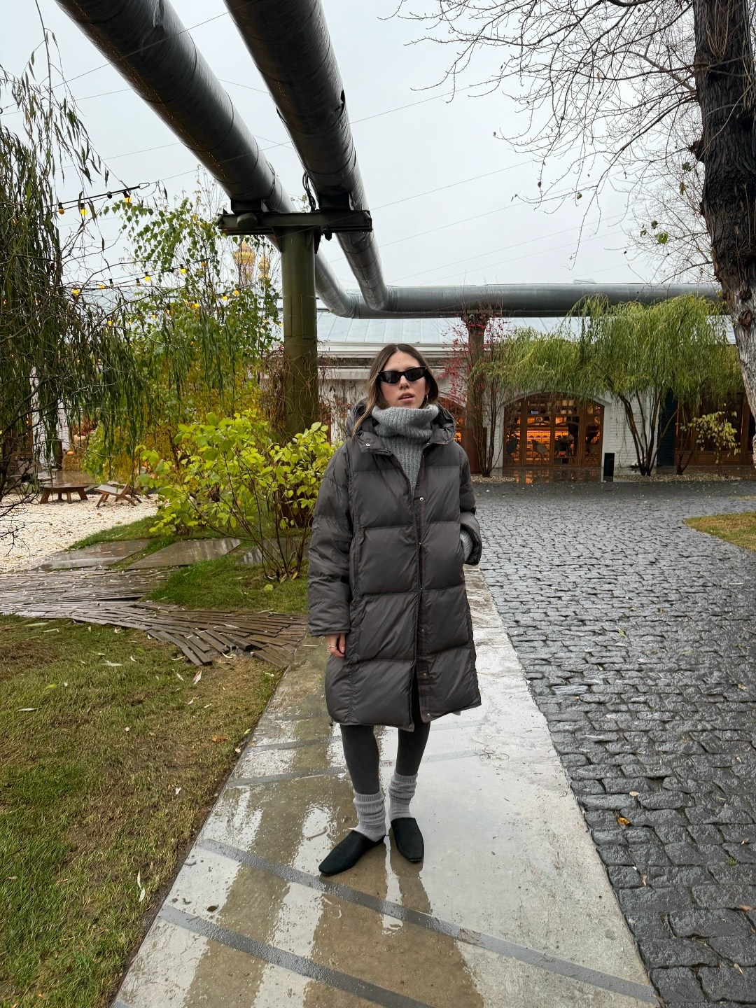 prada серый пуховик oversize,удлиненный пуховик,объемный пуховик кокон,пуховик кокон,пуховик оверсайз