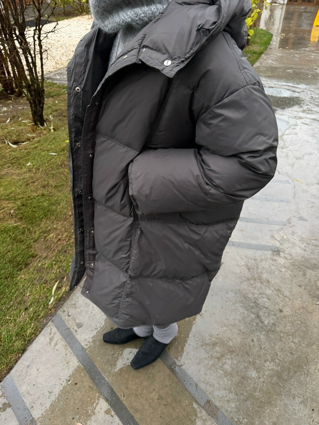 prada серый пуховик oversize,удлиненный пуховик,объемный пуховик кокон,пуховик кокон,пуховик оверсайз