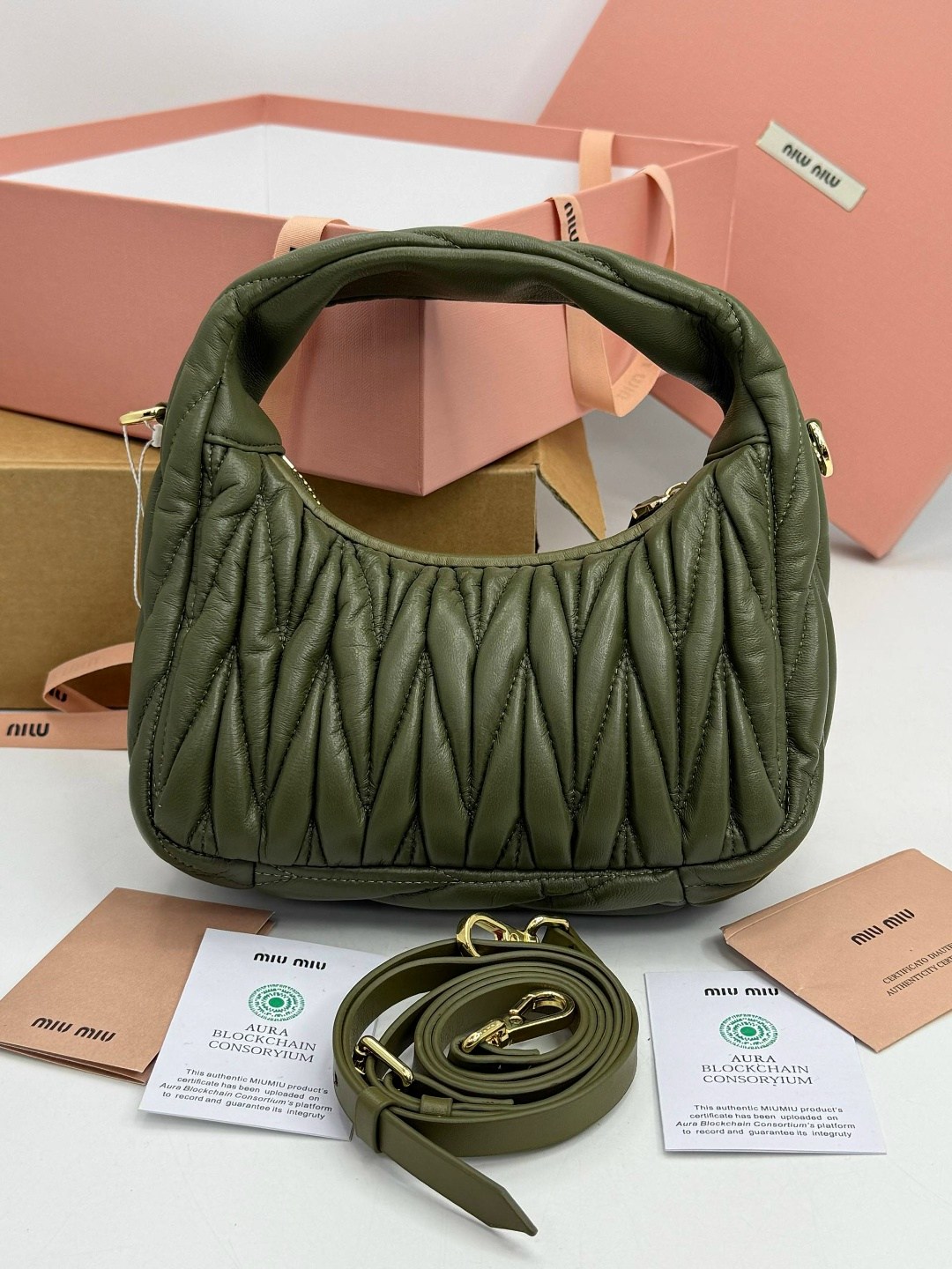 miu miu сумка,сумка женская miu miu,сумка миу миу,сумка,сумка miu miu маленькая