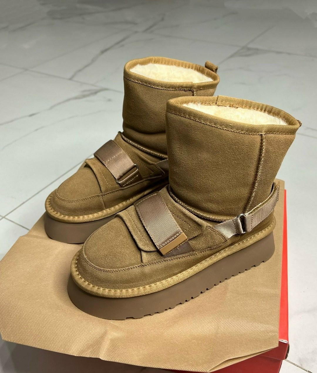 ,зимние сапоги ugg fw22,угги женские,угги,зимняя