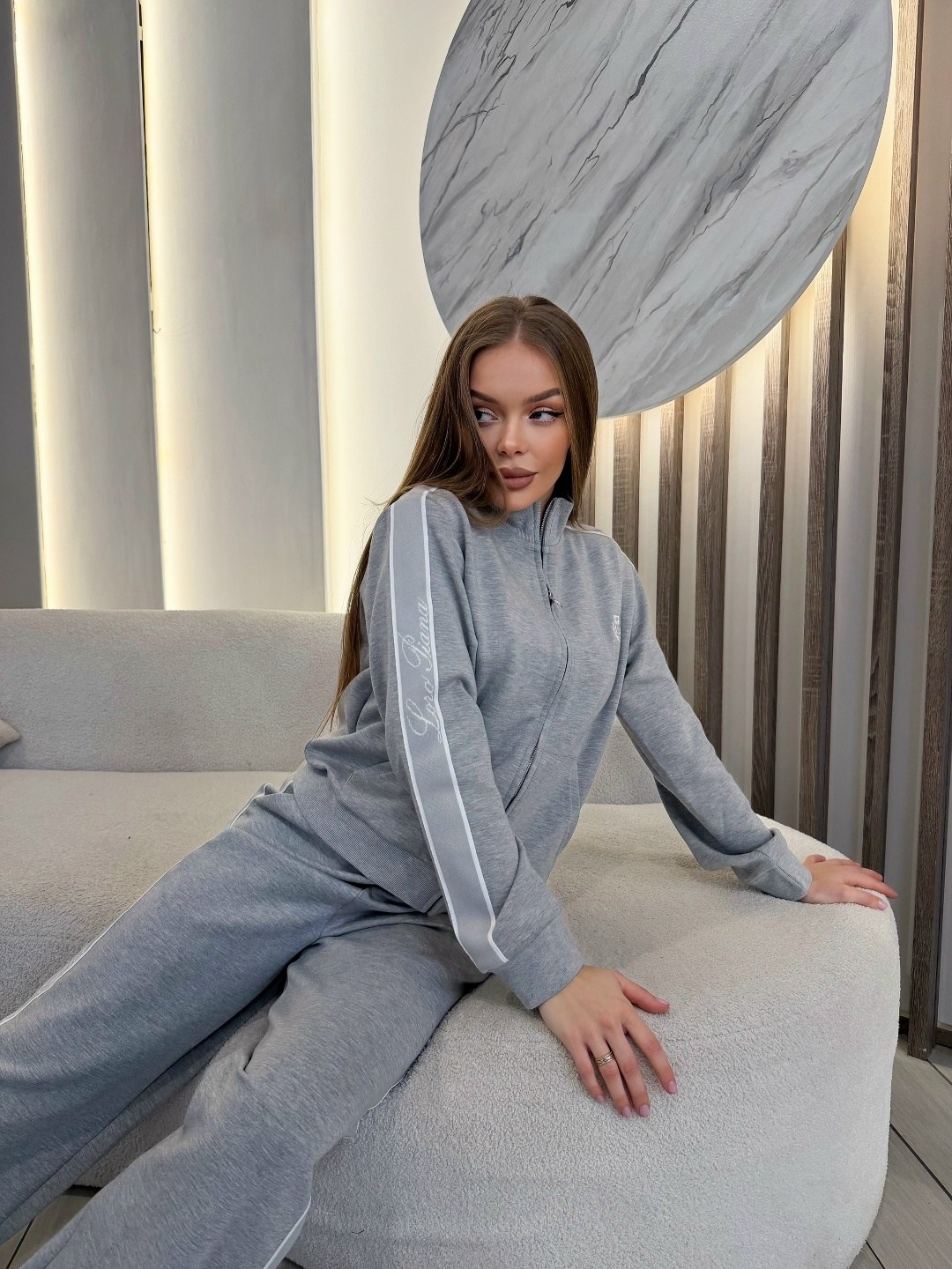 костюм спортивный,костюм трикотажный,стильный костюм,женский костюм,костюм женский спортивный