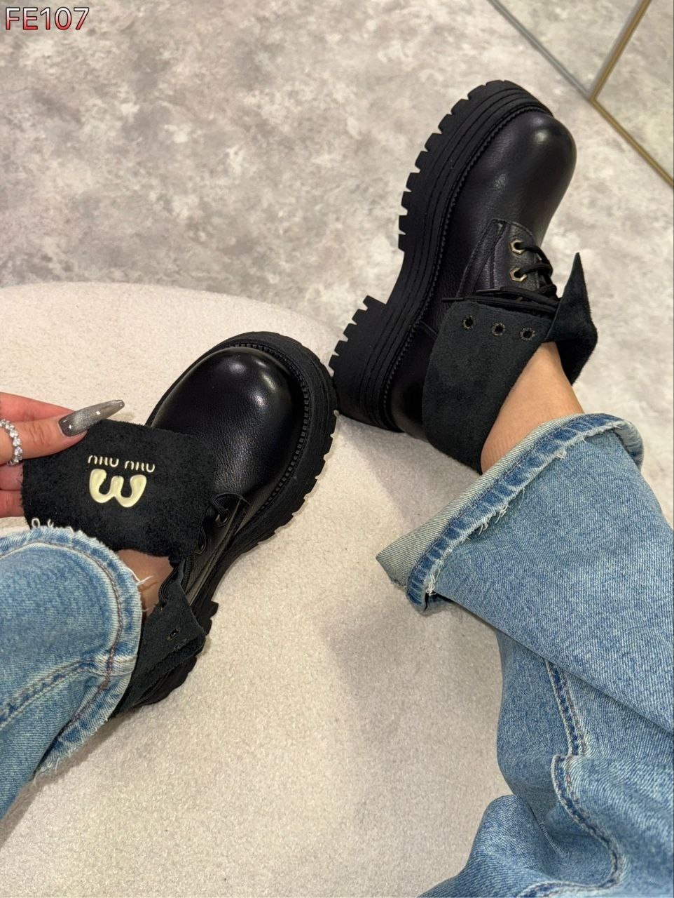 ботинки miu miu,ботинки женские miu miu зимние,ботинки замшевые miu miu,ботинки miu miu короткие,ботинки на платформе miu miu