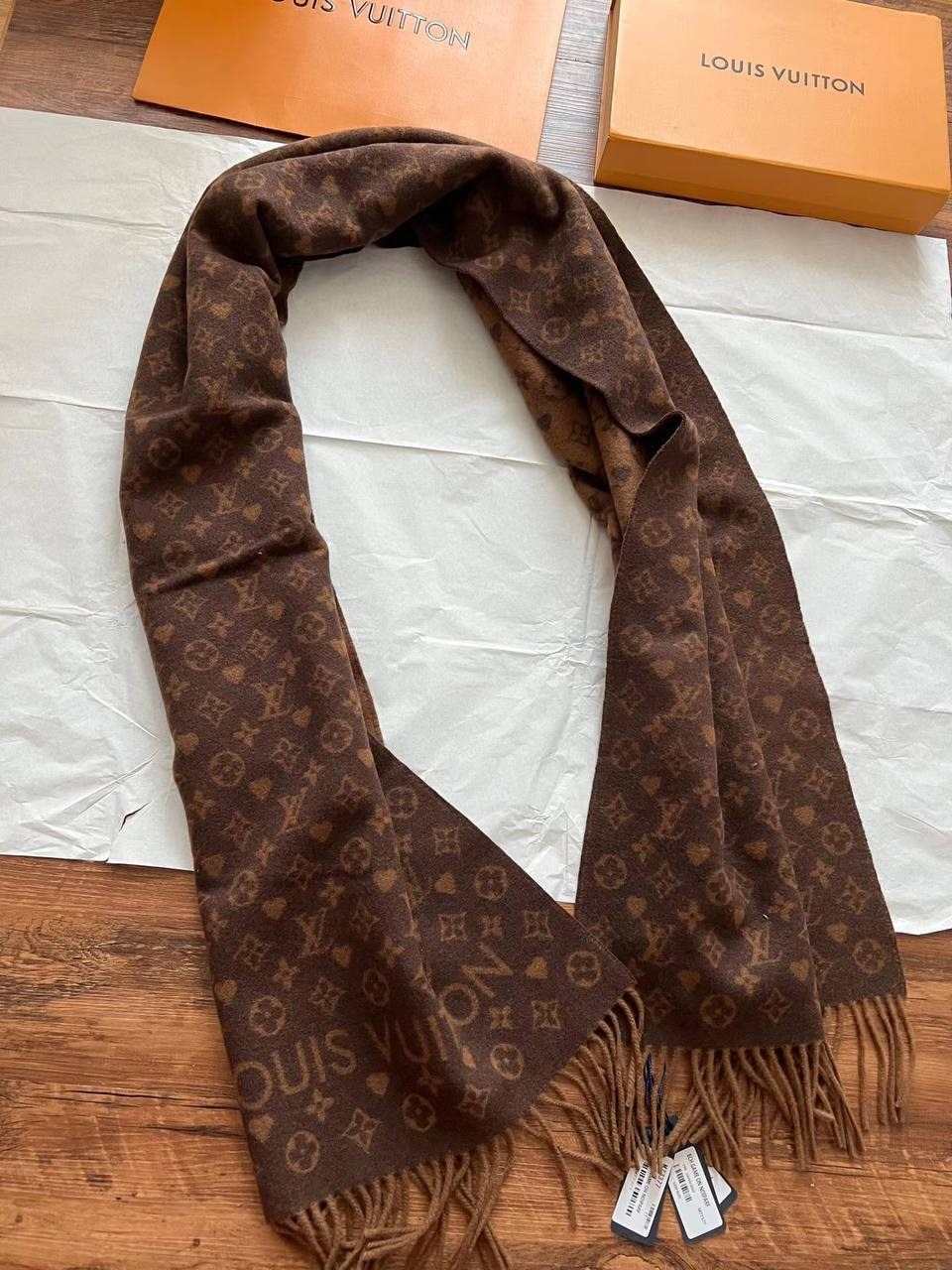 шарф louis vuitton,черный шарф луи виттон оригинал,женский шарф louis vuitton,шарф луи витон коричневый,зимний кашемировый шарф в стиле louis vuitton