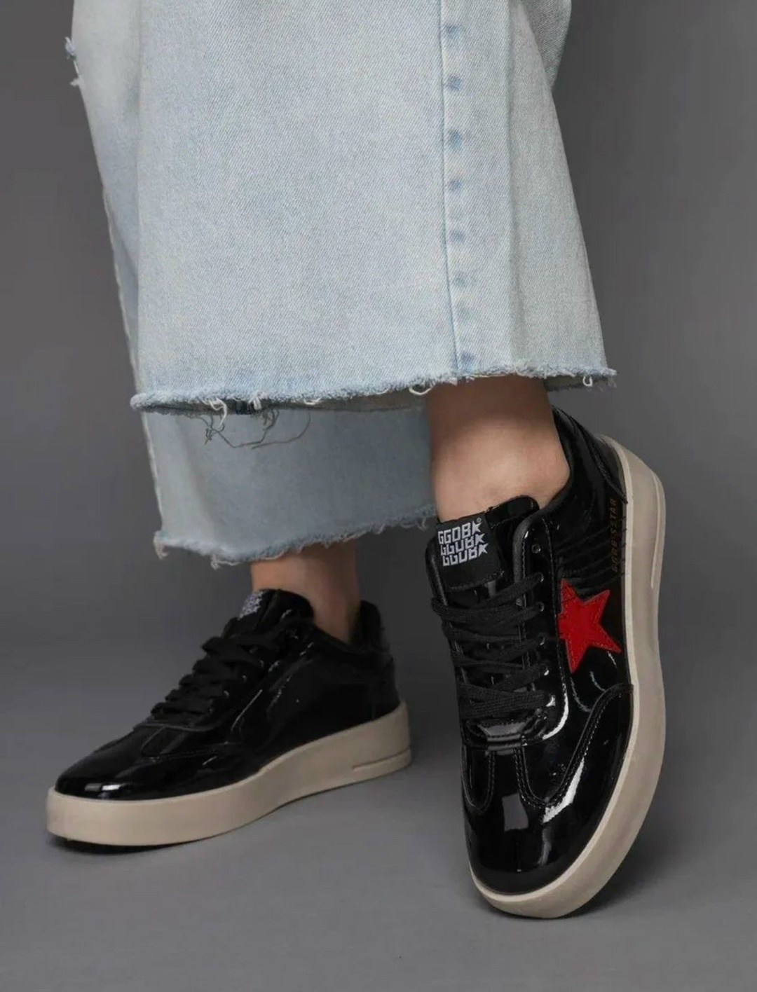 кроссовки golden goose с пайетками на платформе,кроссовки golden goose,,кеды golden goose,кеды golden goose со звездой джинсовые с пайетками