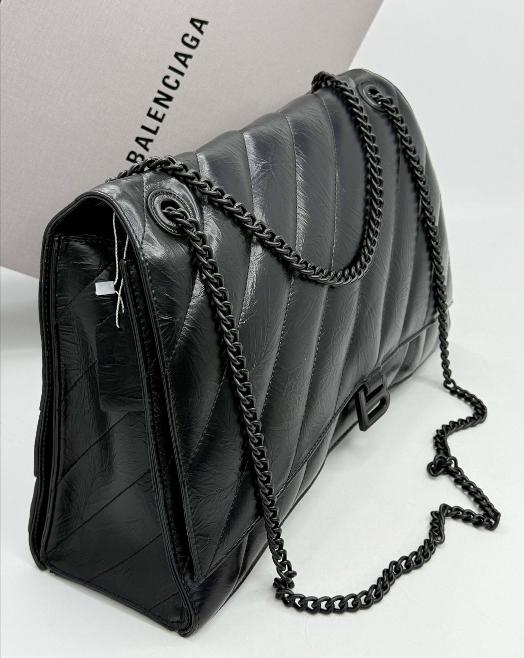 balenciaga сумка,баленсиага краш сумка,стеганая сумка crush medium chain balenciaga черный,сумка баленсиага,черная женская кожаная сумка balenciaga