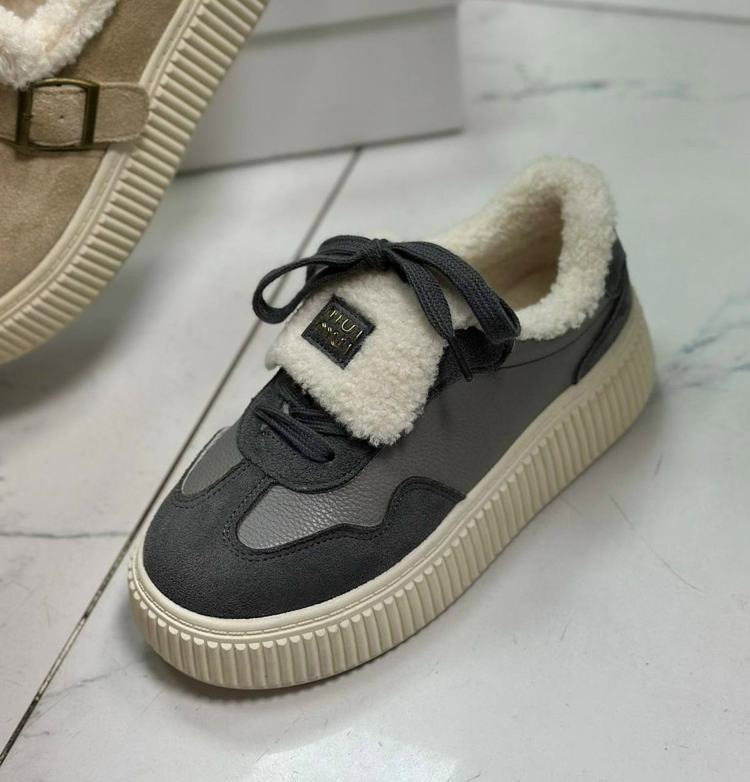 женская зимняя , женская,,угги замш,угги женские зимние