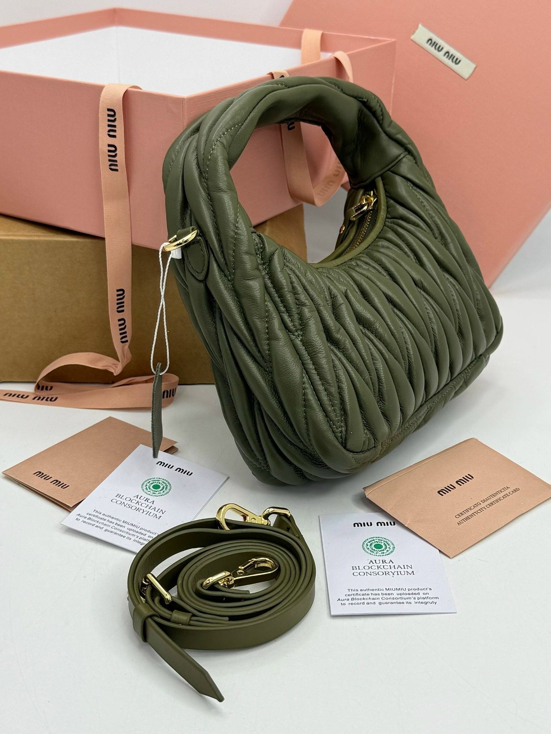 miu miu сумка,сумка женская miu miu,сумка миу миу,сумка,сумка miu miu маленькая