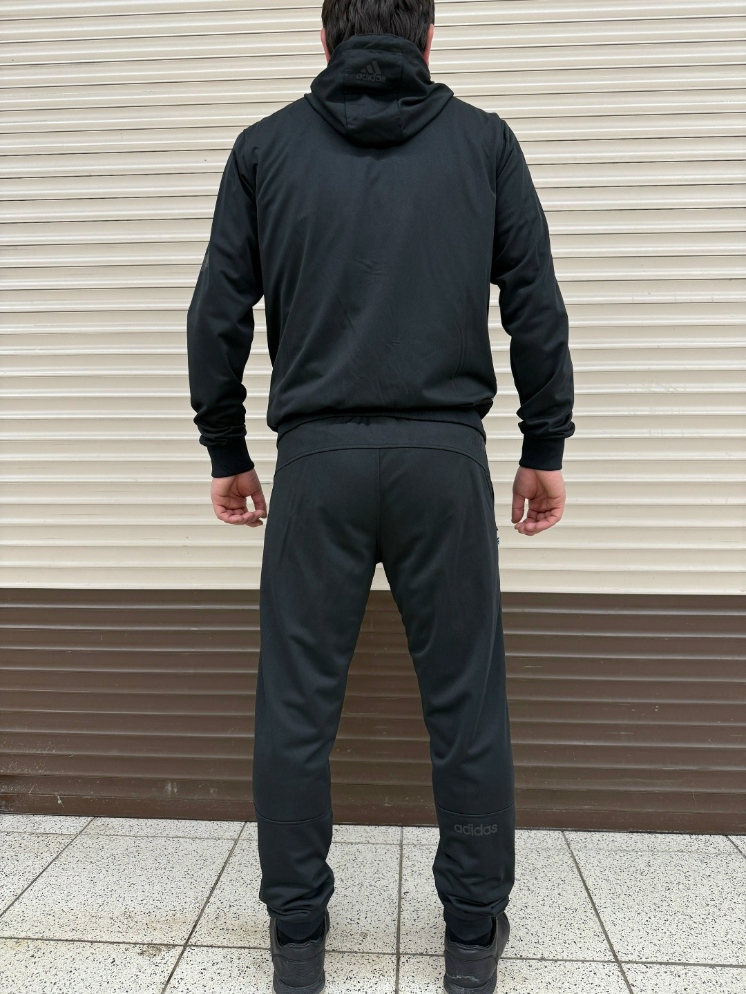 спортивный костюм,костюм мужской спортивный,спортивный костюм adidas,спортивный костюм мужской спортивный костюм,костюм спортивный adidas мужской