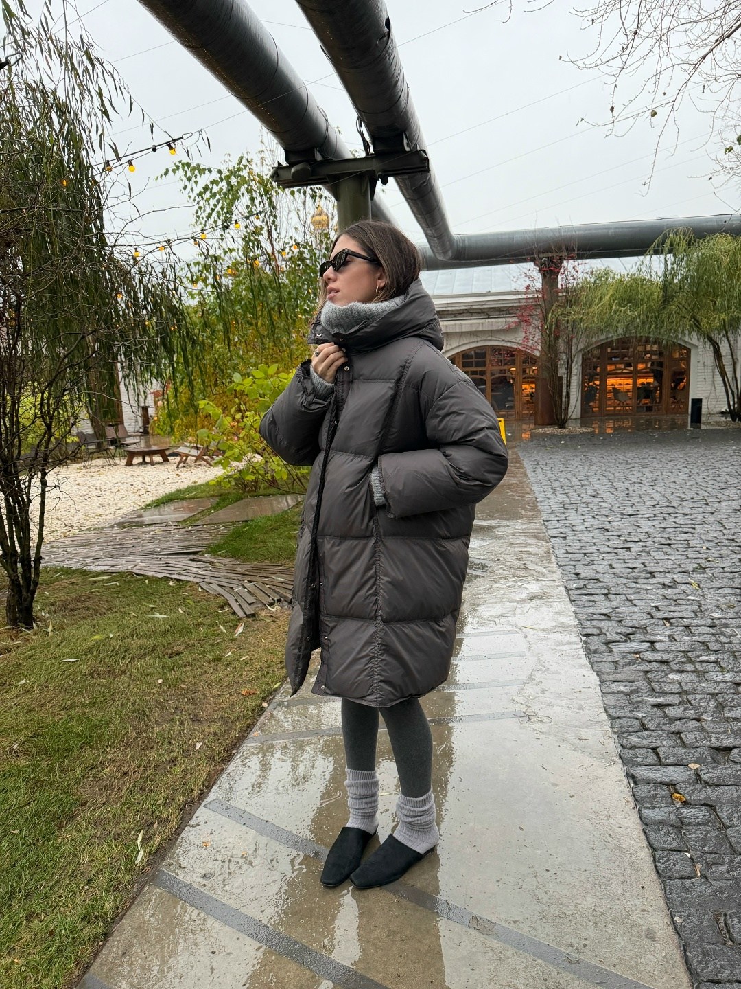 prada серый пуховик oversize,удлиненный пуховик,объемный пуховик кокон,пуховик кокон,пуховик оверсайз