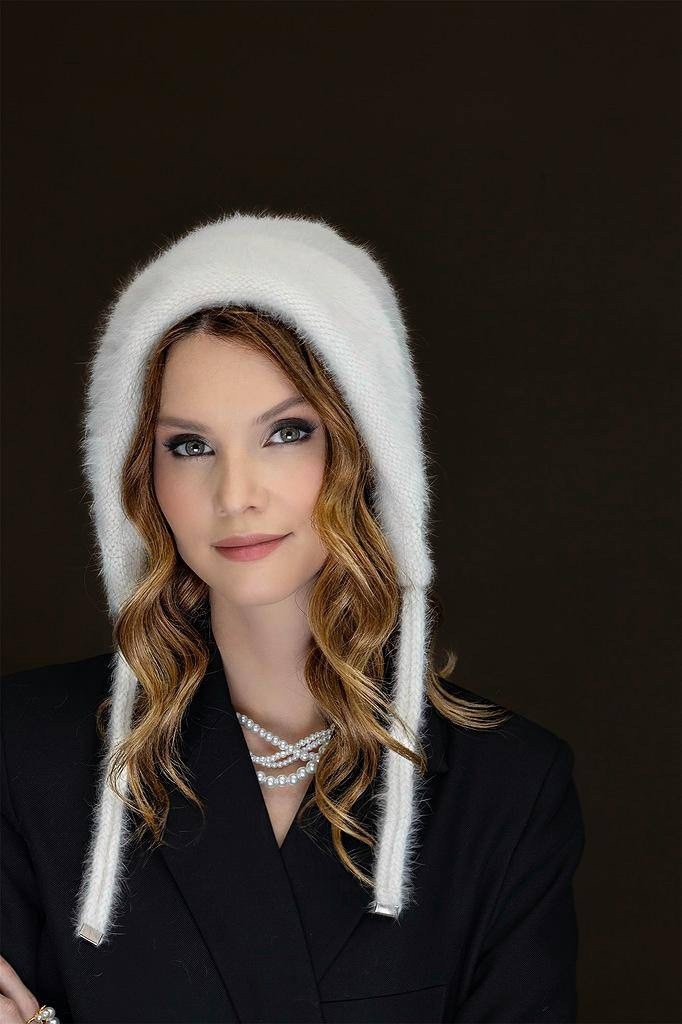 капор-капюшон вязанный из ангоры,капор из ангоры спицами,шапка из ангоры,шапка из ангора раббит,капор из пуха норки