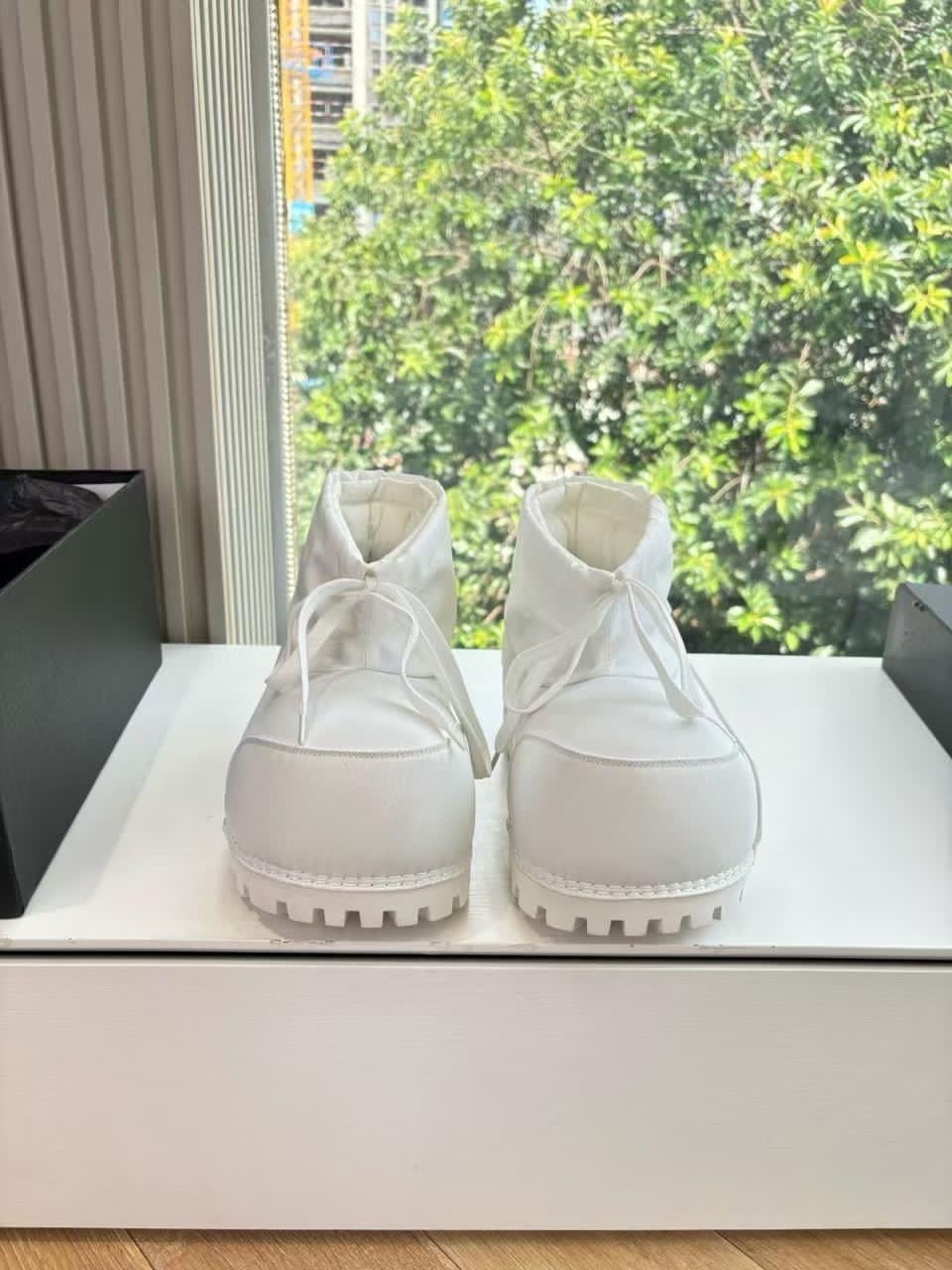 баленсиага,ботинки balenciaga alaska low boot,кроссовки balenciaga,balenciaga кроссовки женские,женские ботинки в стиле balenciaga