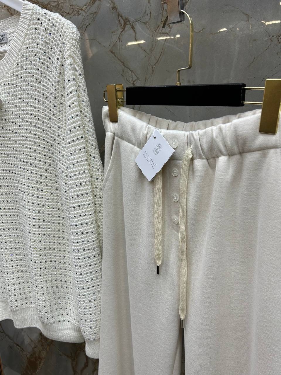 трикотажные костюмы,костюм вязаный,брючный трикотажный костюм,костюм,костюм кашемировый