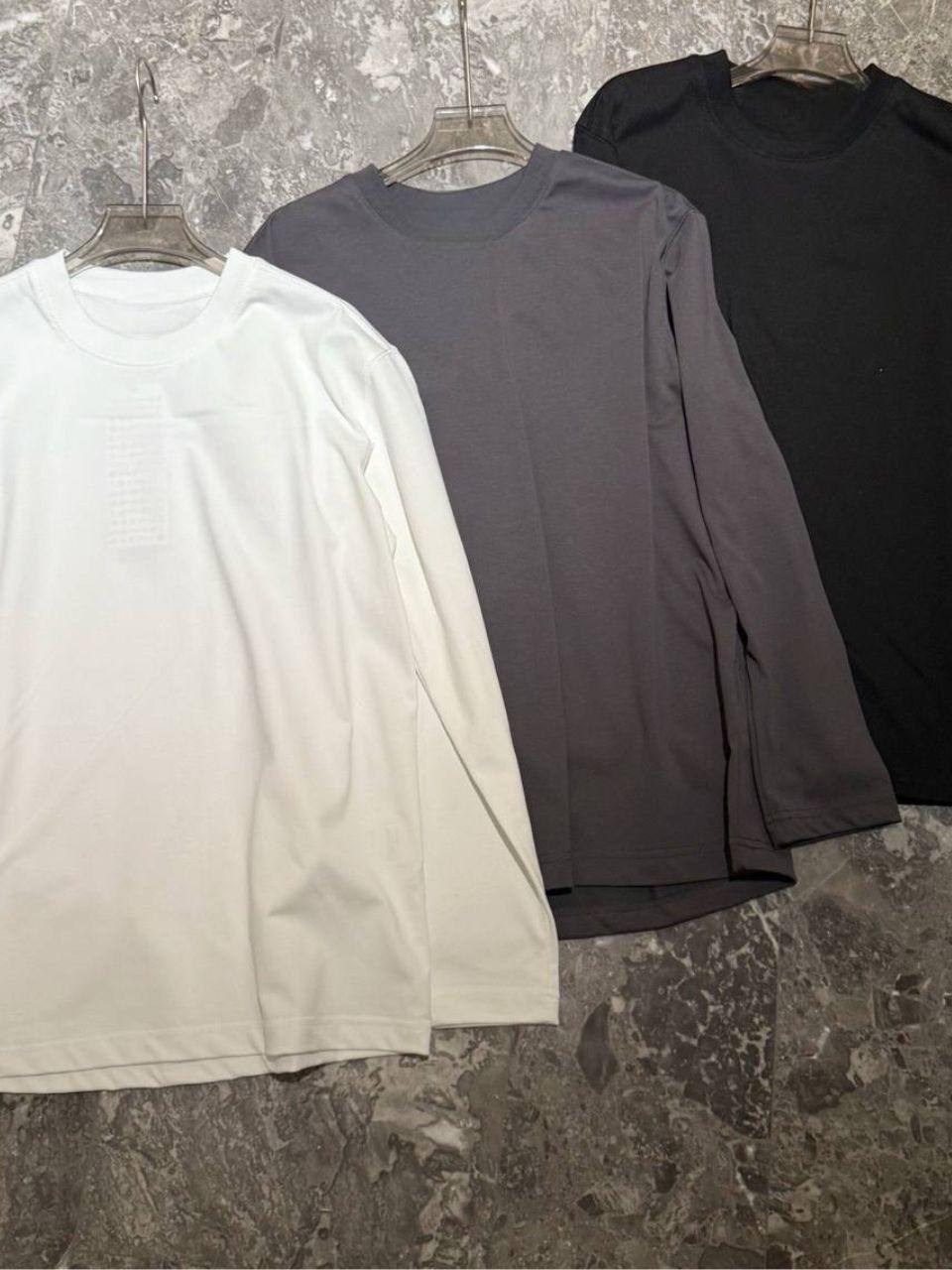 костюм с юбкой,юбка шорты из экокожи,юбка кожаная,бежевый джемпер,юбка из экокожи