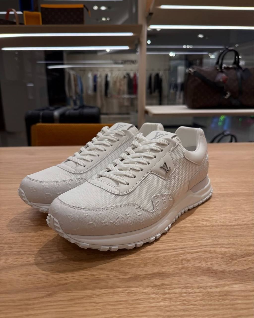 кроссовки louis vuitton кроссовки louis vuitton,louis vuitton кроссовки,кроссовки louis vuitton мужские,кроссовки луи виттон trainer мужские,кроссовки женские louis vuitton