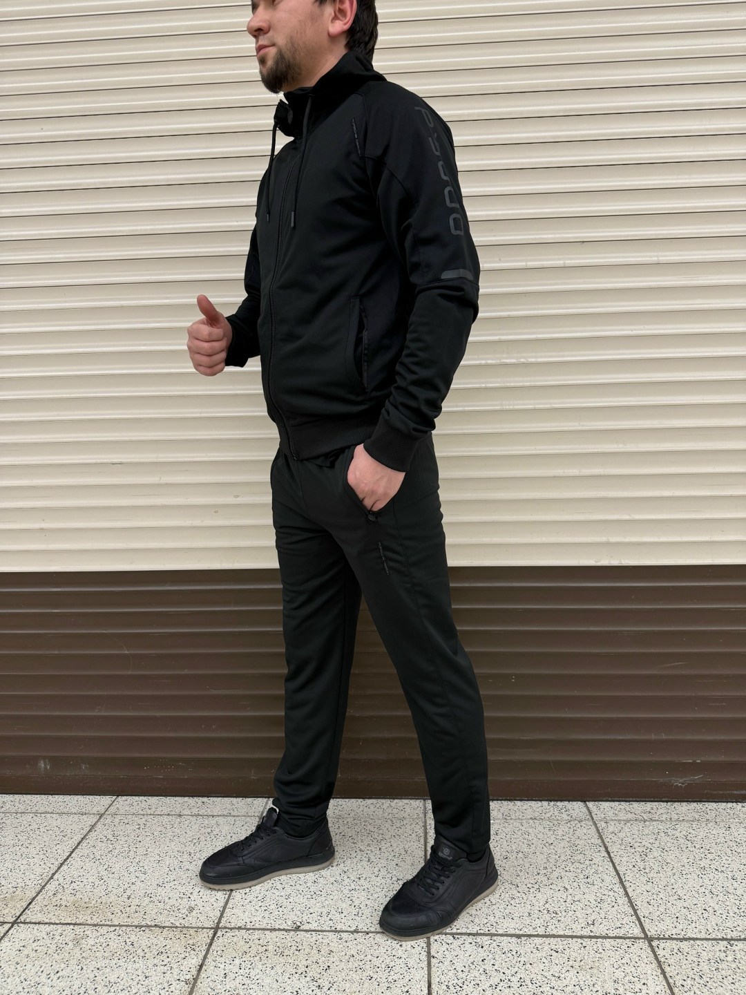 спортивный костюм,спортивный костюм мужской,спортивный костюм ,спорт костюм,костюм спортивный svatsl