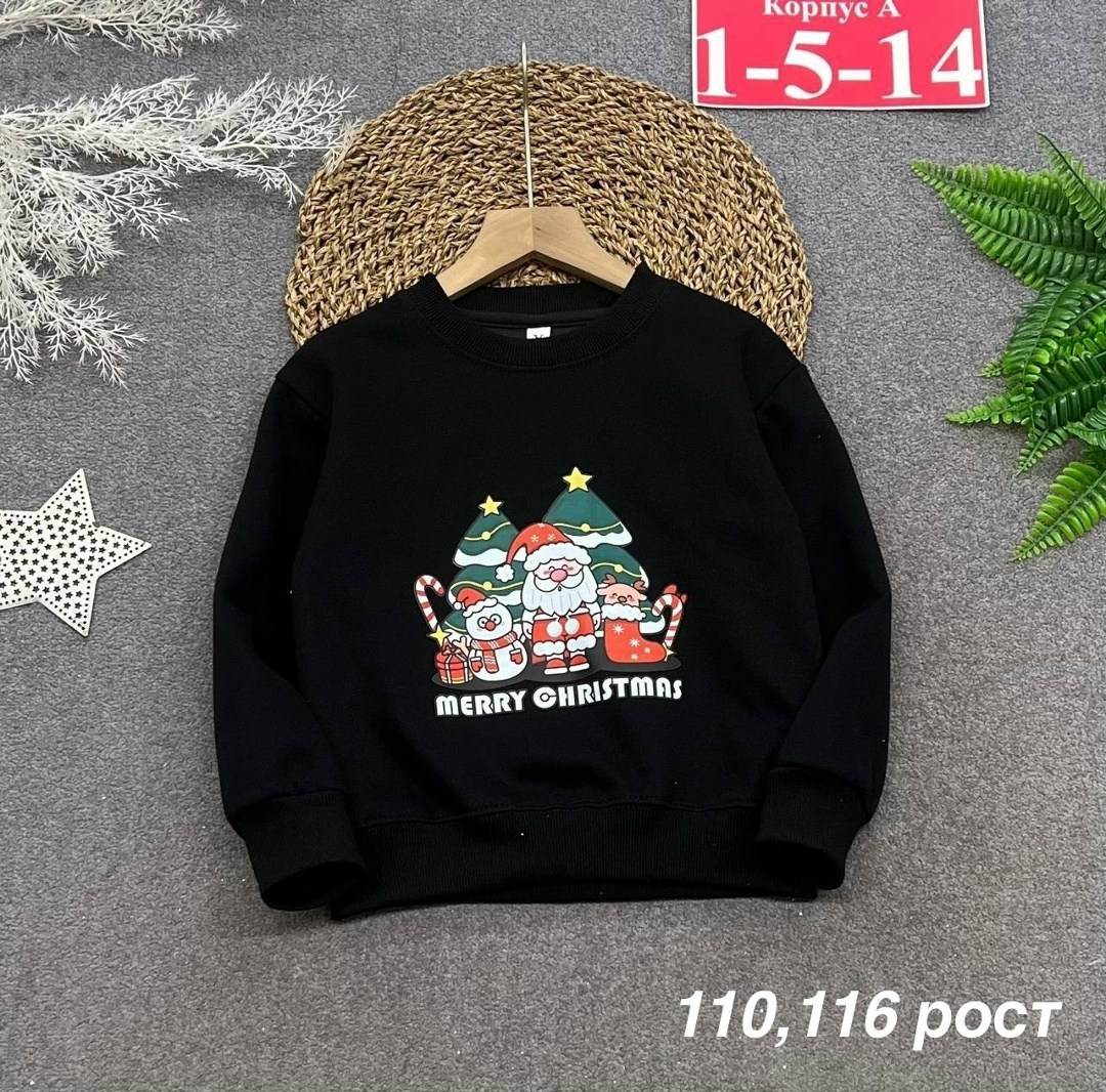 мальчик с книгами,дети книги,читающий мальчик,дети читают книги,подростки в библиотеке