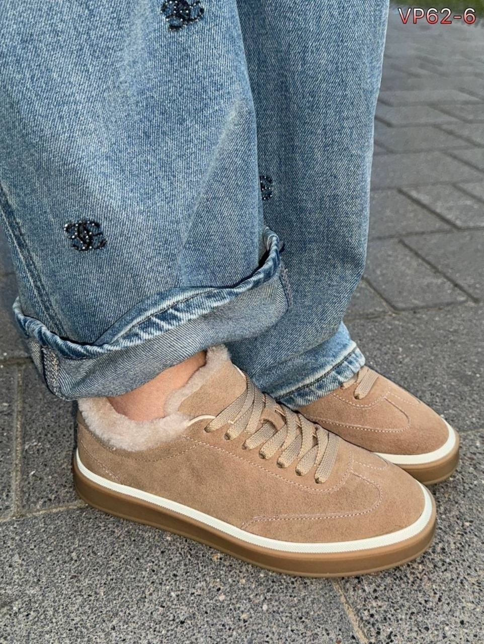 ,зимние кеды loro piana из натуральной замши,лоферы loro piana,брендовые модные замшевые зимние кеды с мехом beplatinum,замшевые кроссовки