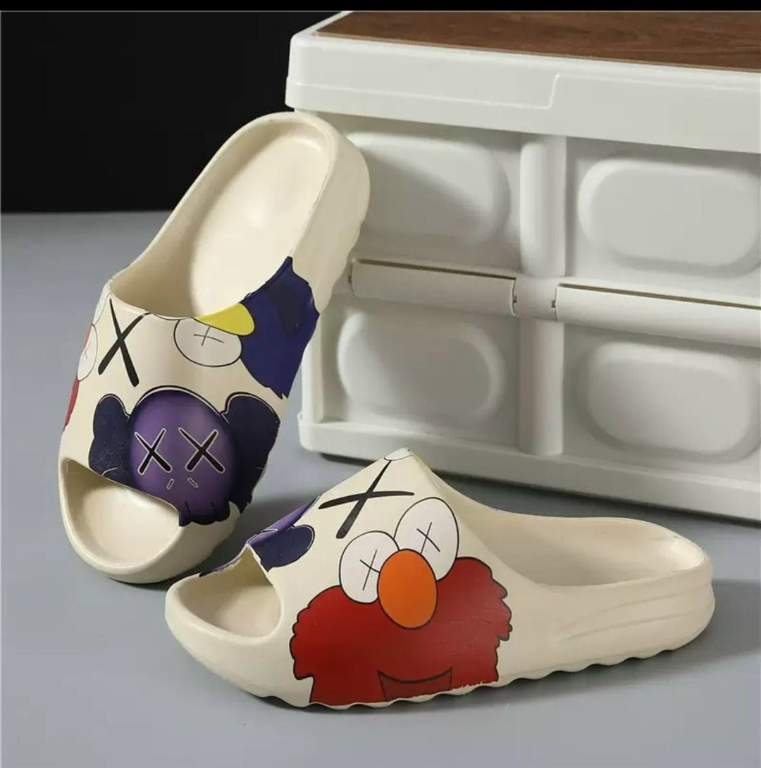 ,тапочки резиновые модные,летние тапочки, летняя,тапочки женские