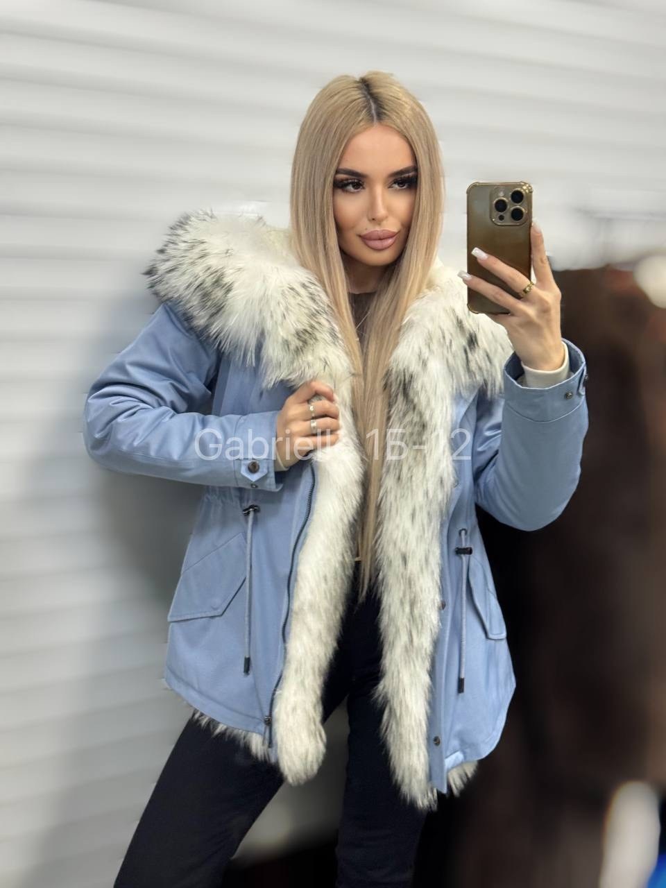 парка с мехом,парка с натуральным мехом,парки с мехом,парка женская,голубая парка