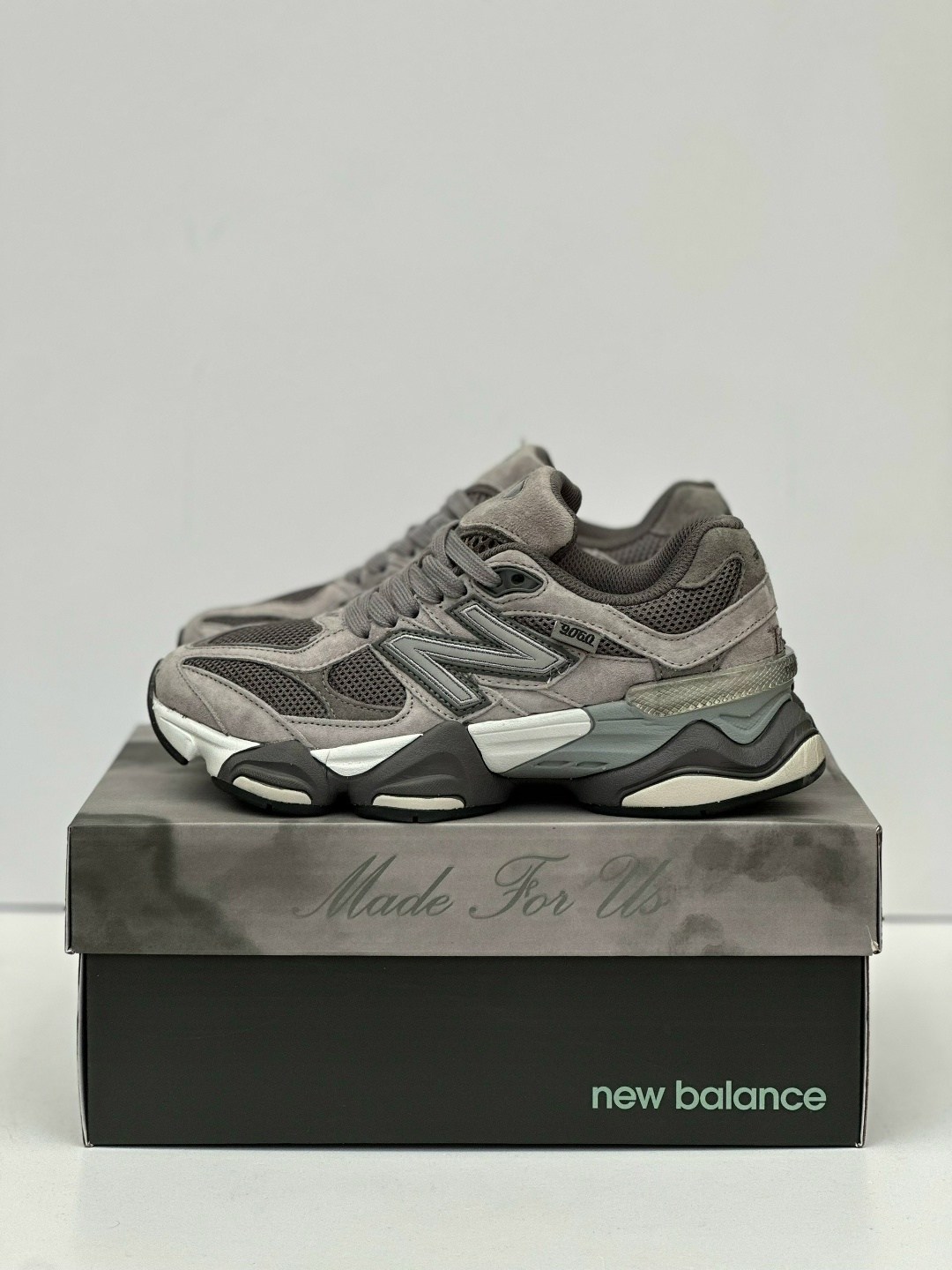 кроссовки new balance 9060,кроссовки мужские new balance 9060,кроссовки new balance 9060 36-41 серые,кроссовки new balance,кроссовки мужские new balance