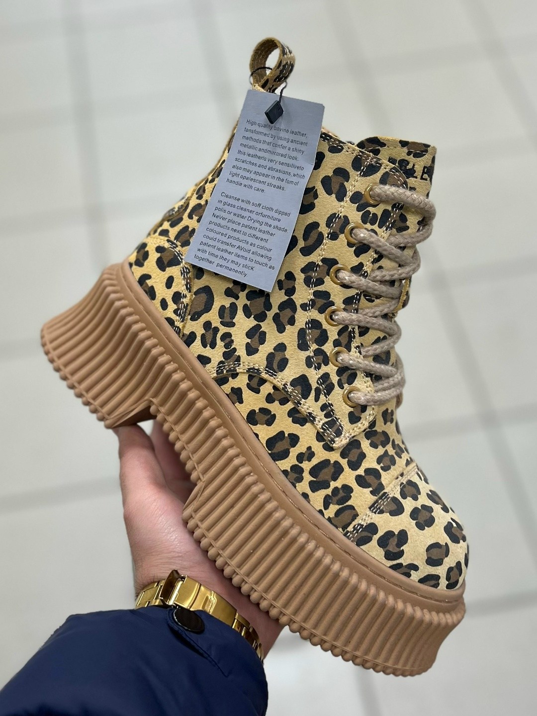 ботинки леопардовые,,ботинки женские,модные ботинки,женская