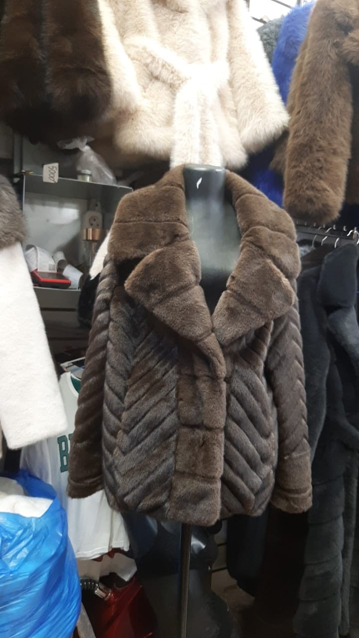 шуба,шубка,шуба короткая,шубка женская еврозима 26012 коричневый,короткая куртка из эко меха 26672 (коричневый)