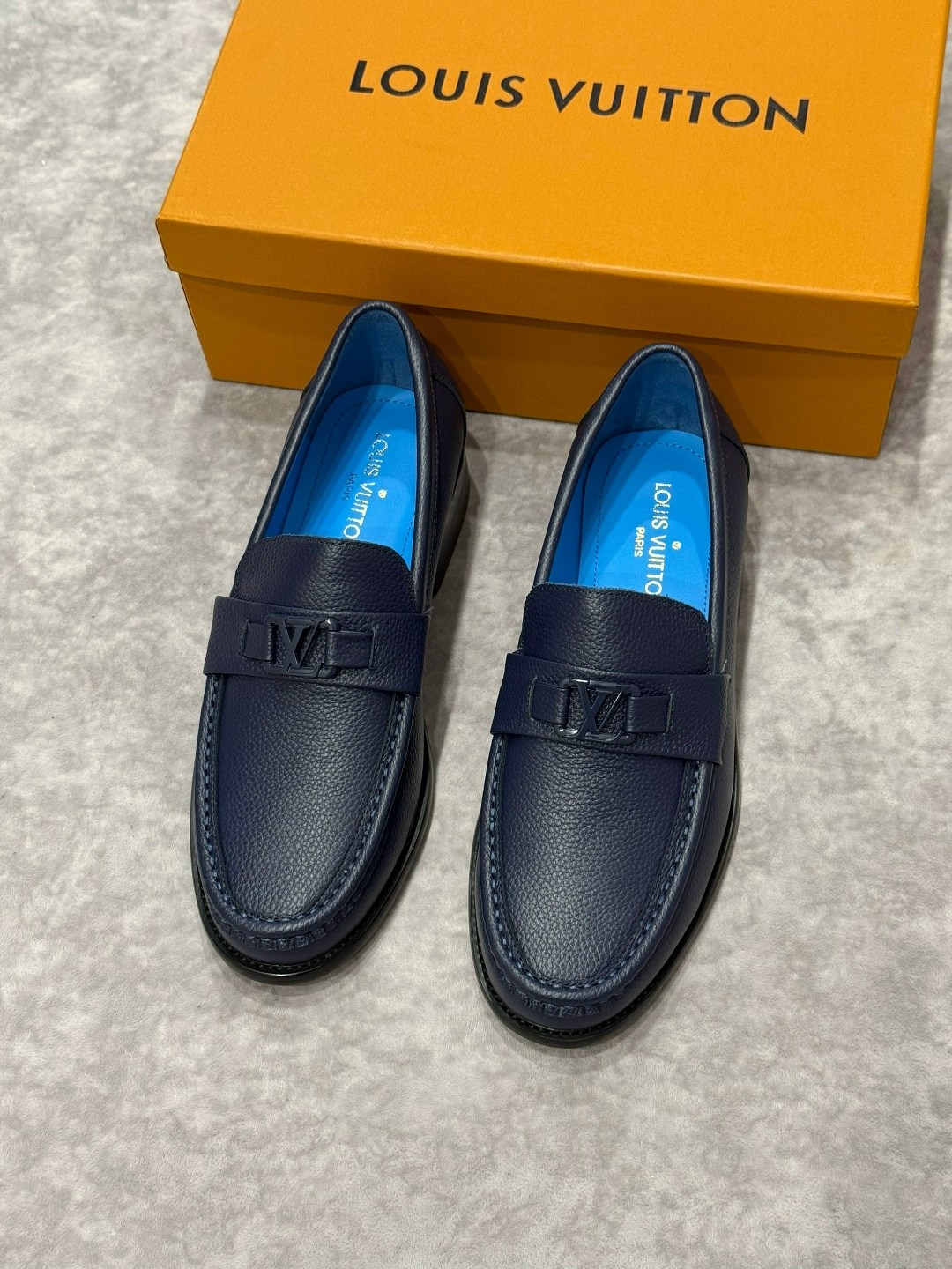 мокасины мужские луи виттон,кожаные мокасины louis vuitton синего цвета,мокасины louis vuitton мужские,мужские кожаные мокасины louis vuitton 2025-2025 черные,лоферы louis vuitton