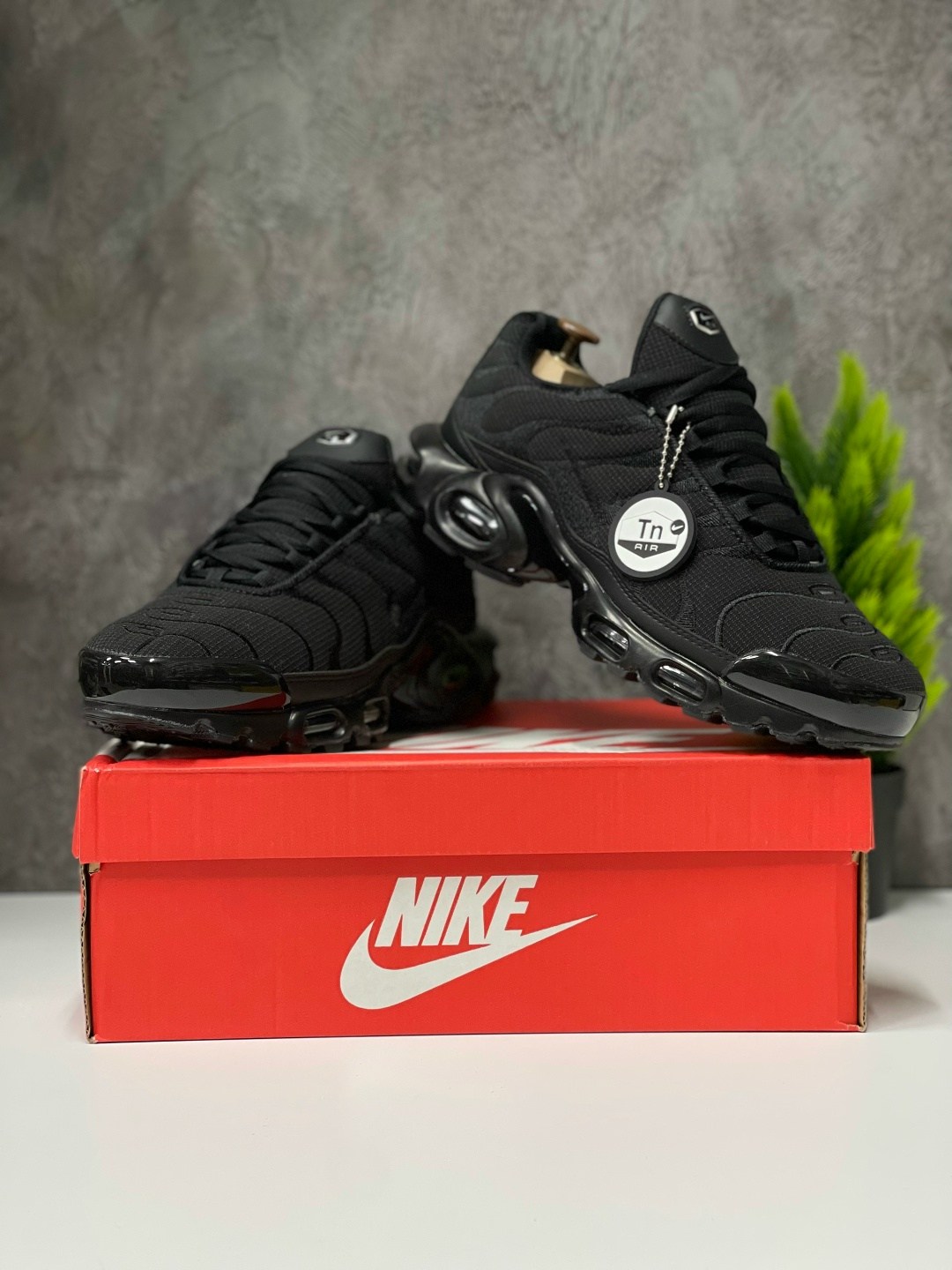 кроссовки nike air max tn plus,кроссовки мужские nike air max tn plus,nike air max tn plus black,nike tn air max plus,кроссовки