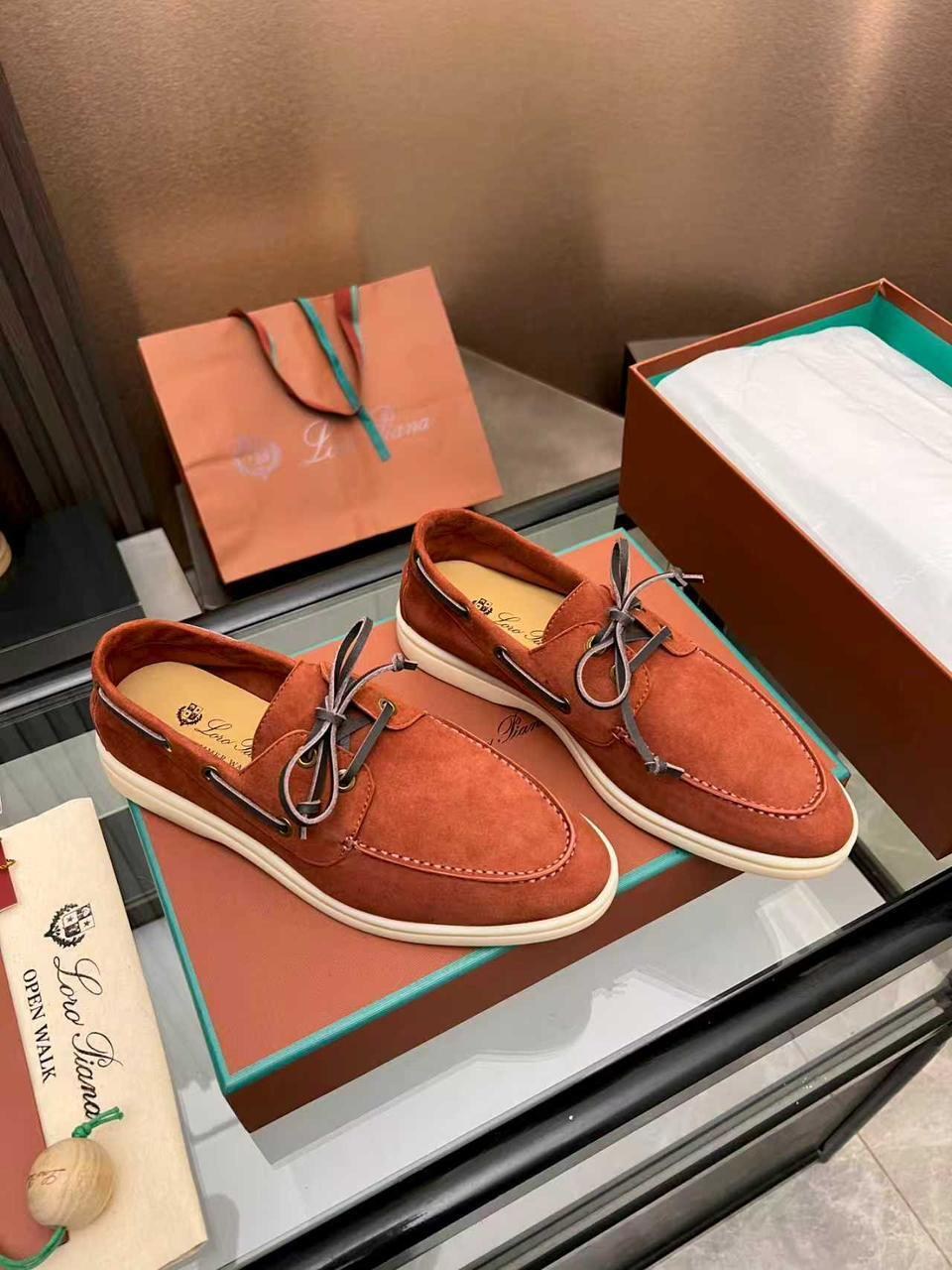 ,замшевые лоферы loro piana,loro piana лоферы,лоферы мужские loro piana,мокасины лоферы