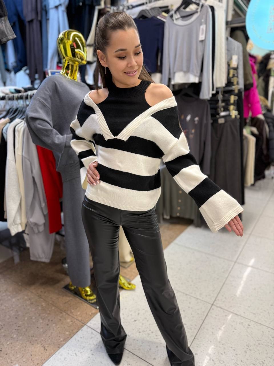 модный джемпер,свитер модный,джемпер оверсайз,свитер женский,свитер