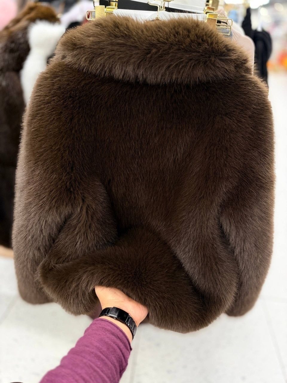 женская шуба,пальто из искусственного меха,шуба короткая,женская куртка из искусственного меха,женская шуба из искусственного меха норки