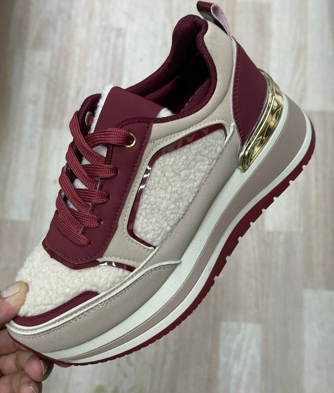 кроссовки женскиe,,кроссовки для женщин,женские повседневные кроссовки,повседневные кроссовки