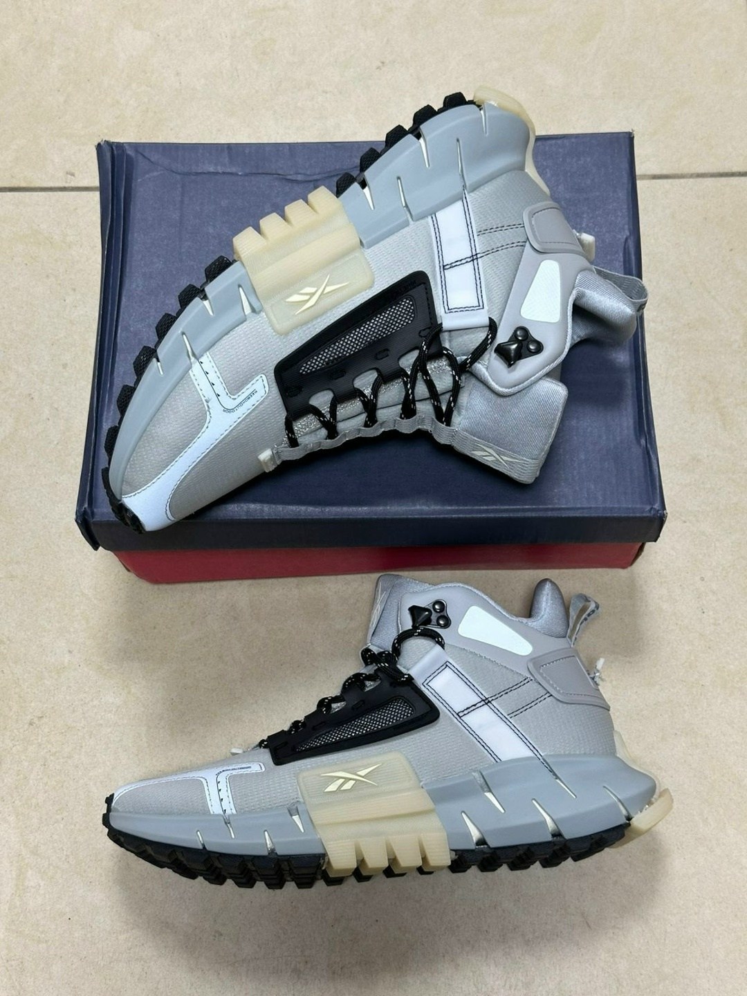 кроссовки reebok zig kinetica edge,кроссовки reebok zig kinetica,кроссовки мужские reebok zig kinetica edge,кроссовки reebok zig kinetica edge цвет серый,кроссовки reebok