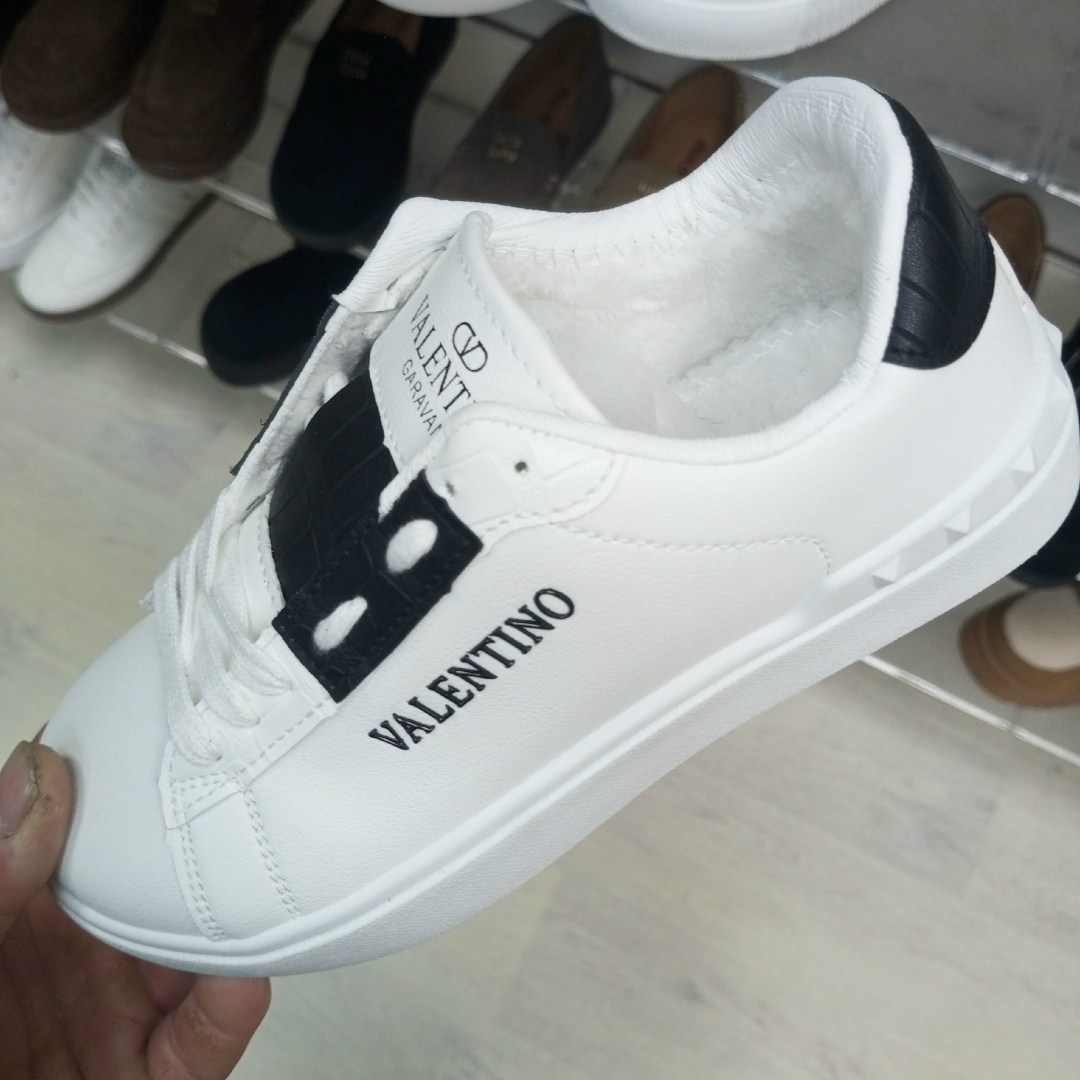 ,кеды valentino,кожаные кроссовки "рей" valentino белый,valentino кроссовки,кеды классические