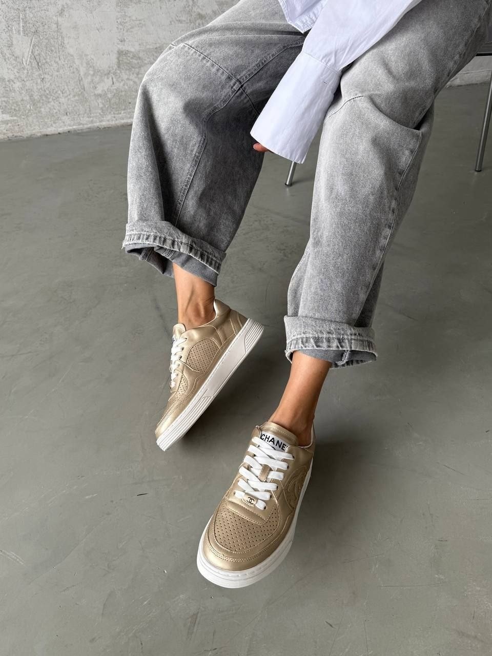 ,кроссовки женскиe,кроссовки женские белые,белые кроссовки,спортивная