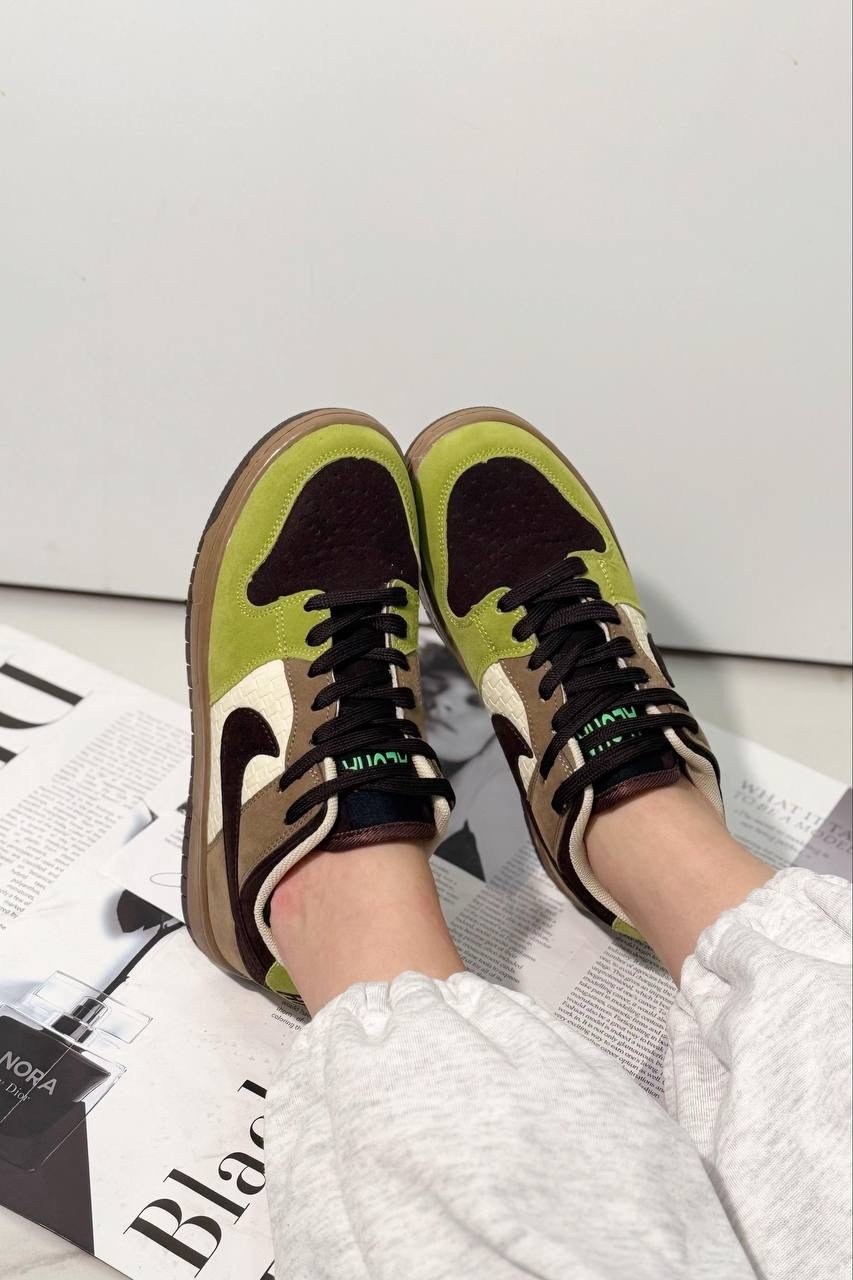 кроссовки,кроссовки мужские женские,стильные кроссовки,nike dunk low, женская