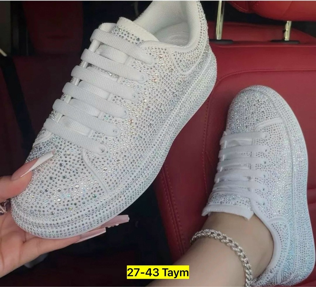 кроссовки со стразами,кроссовки со стразами женские,,кроссовки люксовые,кроссовки 2025