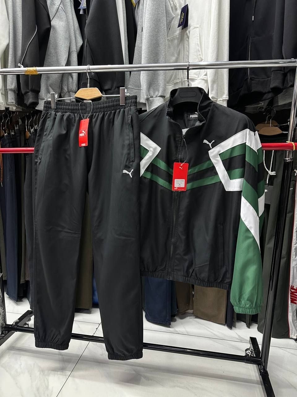 костюмы спортивный puma,спортивный костюм мужской puma,мужской спортивный костюм puma в стиле 90-ых,спортивный костюм puma в стиле 90,костюм мужской puma