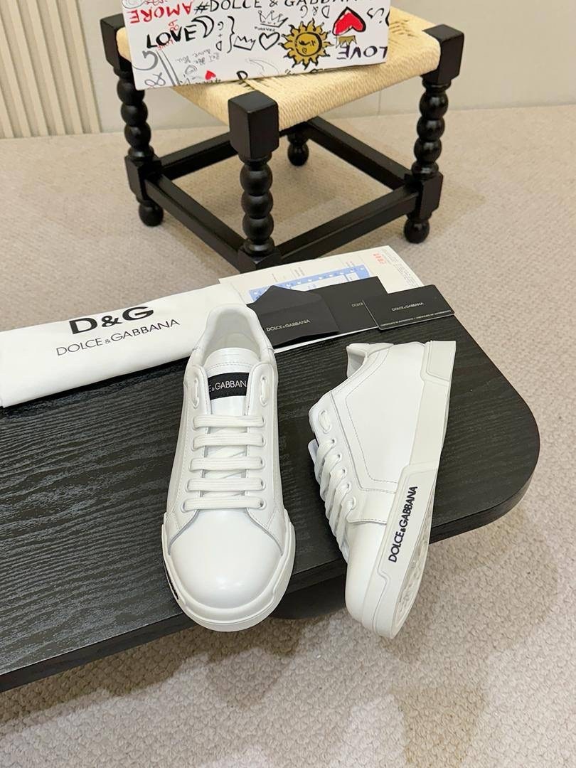 кожаные кроссовки белого цвета dolce & gabbana portofino,кроссовки дольче габбана мужские белые,кроссовки dolce&gabbana,женские кожаные кроссовки dolce&gabbana portofino белые,кеды дольче габбана мужс