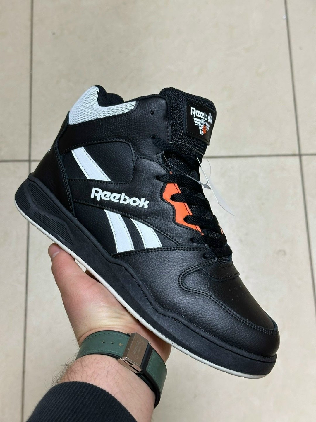 кроссовки reebok зимние высокие мужские,мужские кроссовки reebok зимние с мехом черные,кроссовки reebok,мужские баскетбольные кроссовки reebok royal bb4500 2,reebok royal