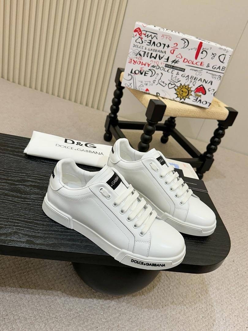 кожаные кроссовки белого цвета dolce & gabbana portofino,кроссовки дольче габбана мужские белые,кроссовки dolce&gabbana,женские кожаные кроссовки dolce&gabbana portofino белые,кеды дольче габбана мужс