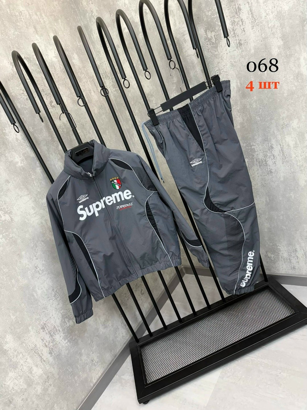 спортивный костюм umbro supreme,supreme umbro track jacket,куртка supreme x umbro track jacket 'black',суприм куртка,спортивные костюмы supreme x umbro