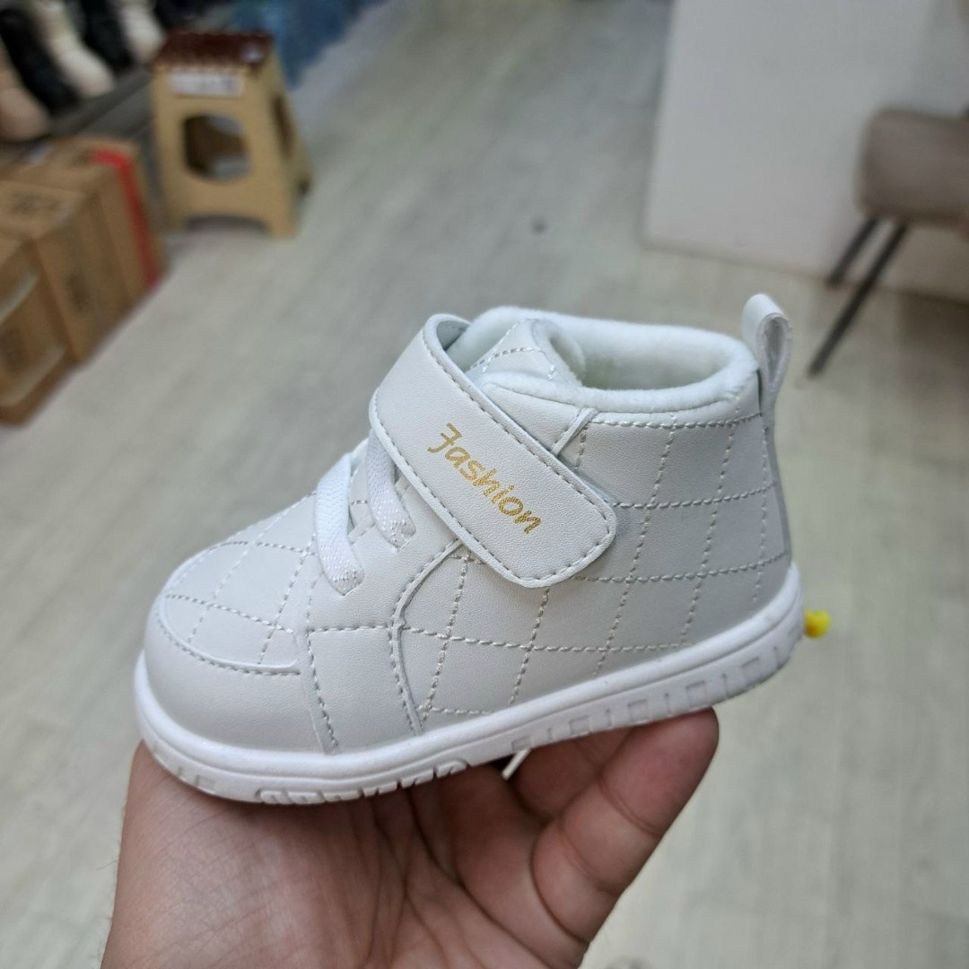 детские ботинки,ботинки для малыша,,ботинки для малышки,ботинки для девочек