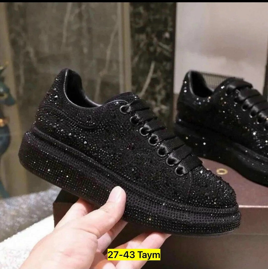 кроссовки со стразами,кроссовки со стразами женские,,кроссовки люксовые,кроссовки 2025