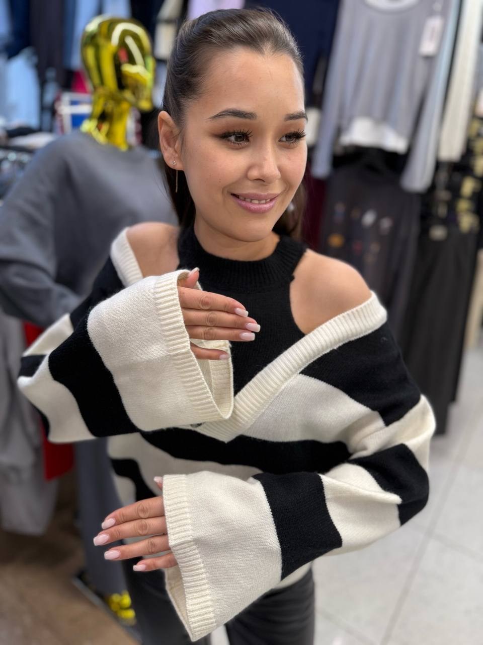 модный джемпер,свитер модный,джемпер оверсайз,свитер женский,свитер